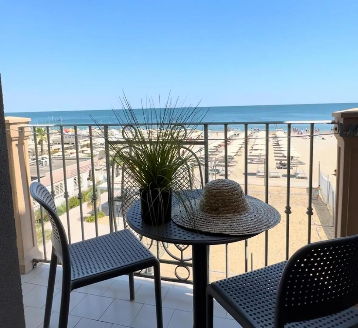 ריצ'יונה Hotel Liberty Beach - Parking & Beach Included