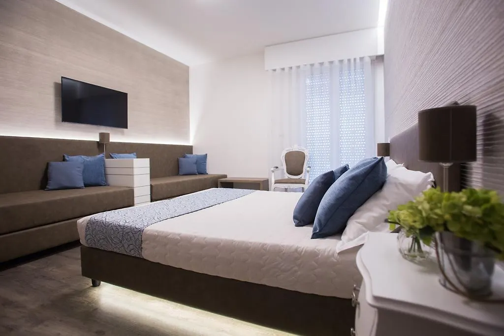 ריצ'יונה Hotel Liberty Beach - Parking & Beach Included איטליה