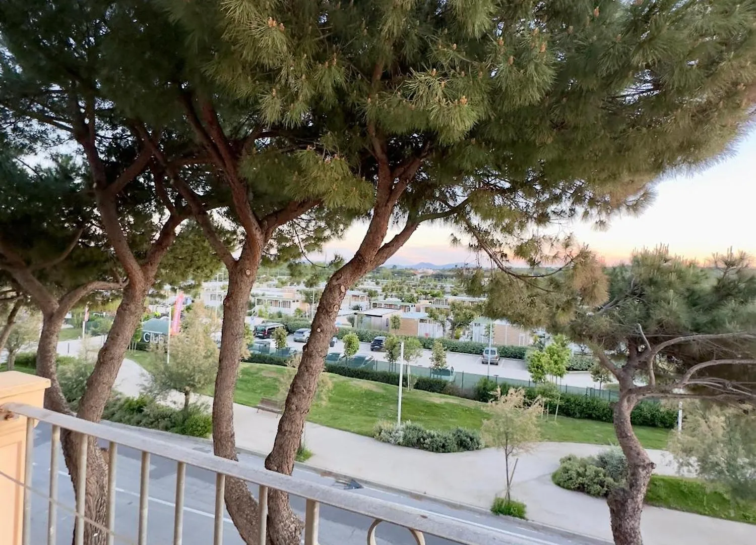 Hotel Liberty Beach - Parking & Beach Included Riccione Italy