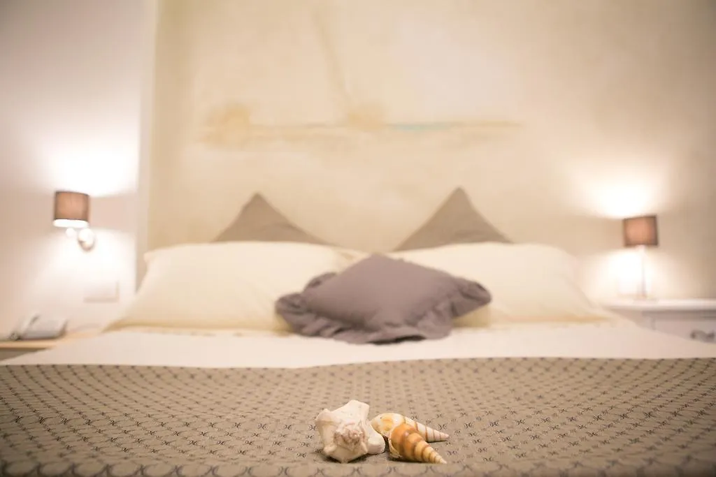 Hotel Liberty Beach - Parking & Beach Included Riccione 3*,  Italy