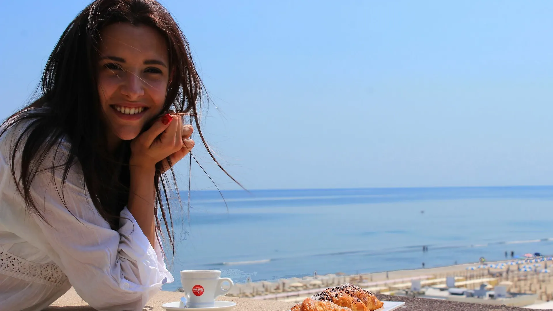 Hotel Liberty Beach - Parking & Beach Included Riccione Italy